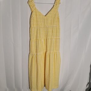 Old Navy 100% Cotton Yellow Gingham Sleeveless Dress Large Tiered Smocked Maxi